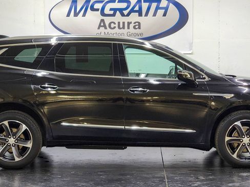 Used 2022 Buick Enclave Essence w/ Experience Buick Package image 3