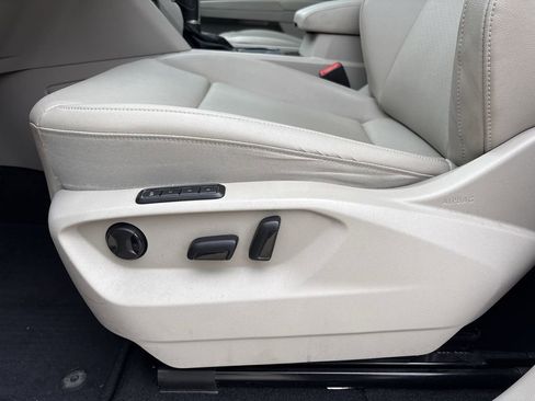 Used 2019 Volkswagen Atlas SEL FWD image 13