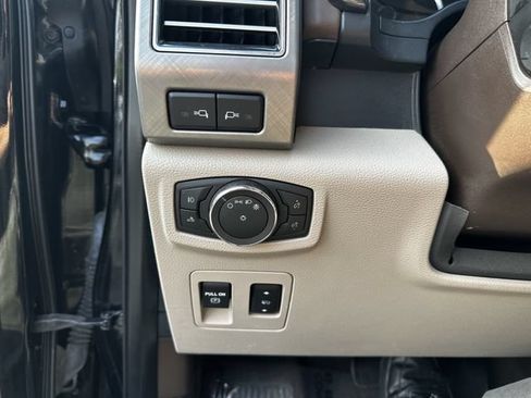 Certified 2020 Ford F150 Limited AWD/4WD image 32