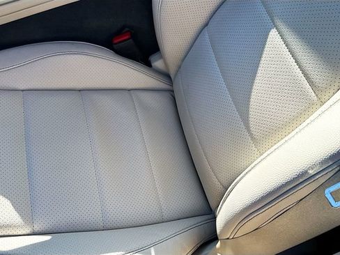 Used 2020 Mercedes-Benz GLE 350 4MATIC image 20