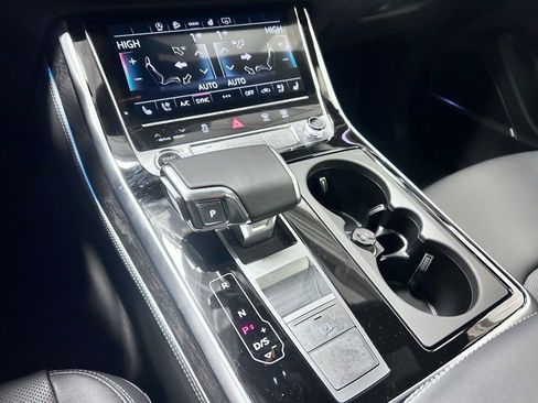 New 2026 Audi Q7 3.0T Premium Plus AWD/4WD image 16