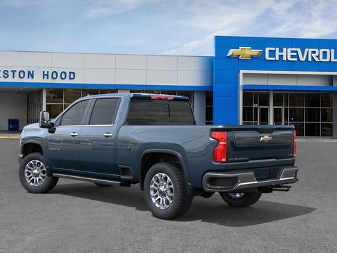 New 2026 Chevrolet Silverado 3500 LTZ w/ LTZ Premium Package AWD/4WD image 3
