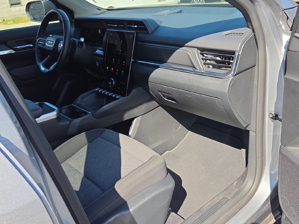 Used 2026 GMC Terrain Elevation FWD image 32