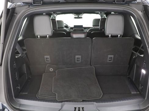 Used 2022 Ford Expedition Limited image 38