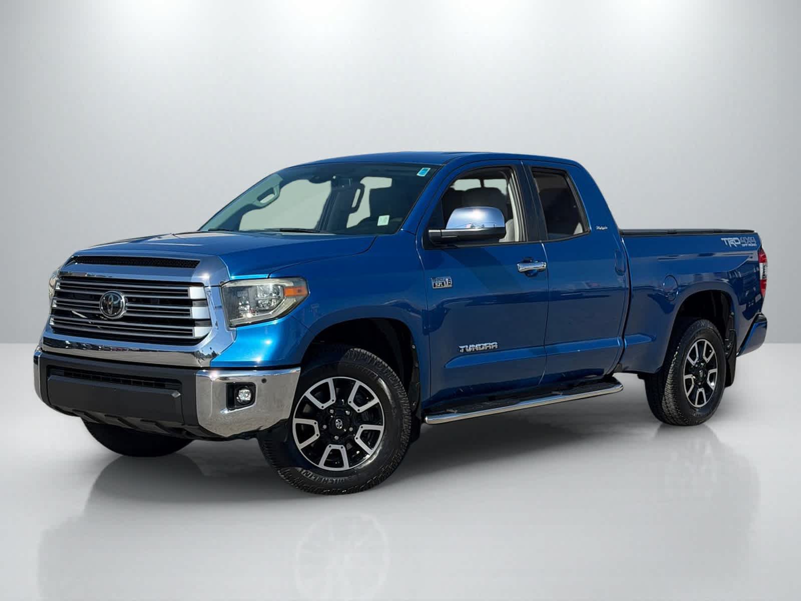 Used 2018 Toyota Tundra Limited w/ Limited Premium Package AWD/4WD image 1