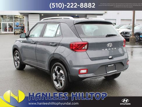 New 2026 Hyundai Venue SEL image 9