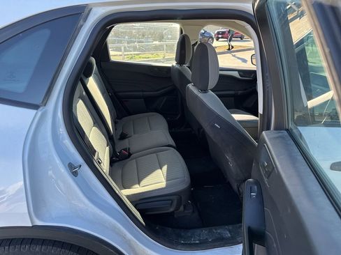 Used 2022 Ford Escape S image 12