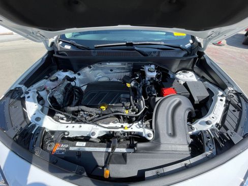 Used 2025 Buick Encore GX Preferred image 32