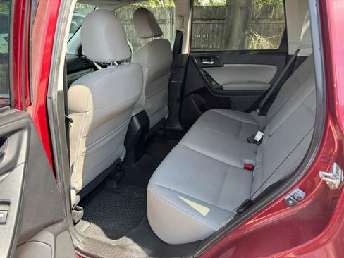 Used 2015 Subaru Forester 2.5i Limited AWD/4WD image 19