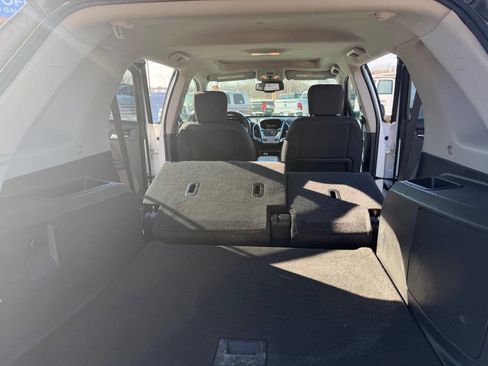 Used 2017 GMC Terrain SLE w/ Convenience Package image 17