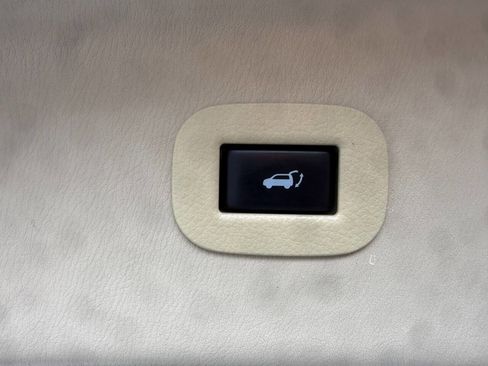 Used 2015 INFINITI QX80 Luxe w/ 22" Wheel Package image 33