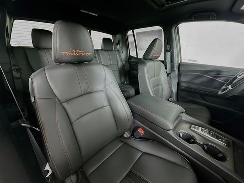 Used 2025 Honda Ridgeline TrailSport+ image 27