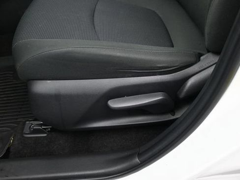 Certified 2024 Toyota RAV4 LE AWD/4WD image 21
