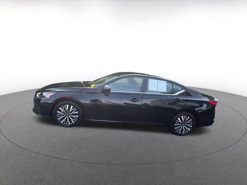 Used 2026 Nissan Altima 2.5 SV FWD image 9