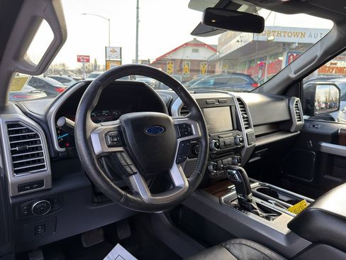 Used 2015 Ford F150 Lariat w/ Equipment Group 502A Luxury image 10