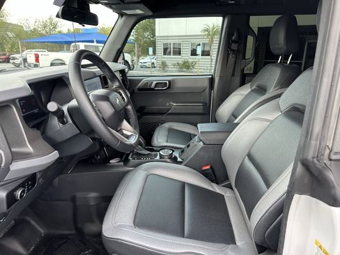 Used 2024 Ford Bronco Big Bend image 11
