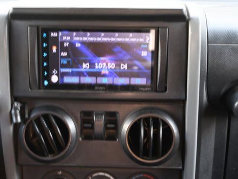 Used 2008 Jeep Wrangler X image 19