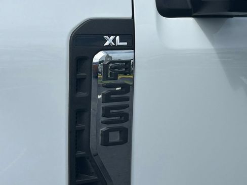 Certified 2026 Ford F250 XL AWD/4WD image 18