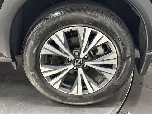 Used 2023 Nissan Rogue SV w/ SV Premium B Package AWD/4WD image 19
