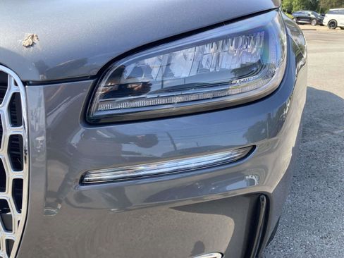 New 2025 Lincoln Corsair FWD w/ Rear Removable Package Tray image 11