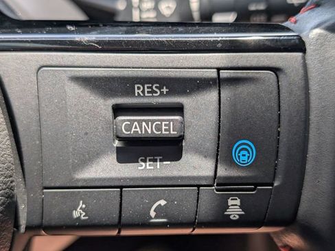 Used 2025 Nissan Kicks SR w/ Illumination Package AWD/4WD image 22