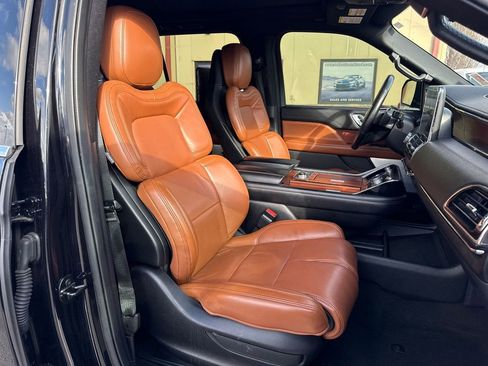 Used 2020 Lincoln Navigator L Reserve w/ Equipment Group 208A Reserve AWD/4WD image 65