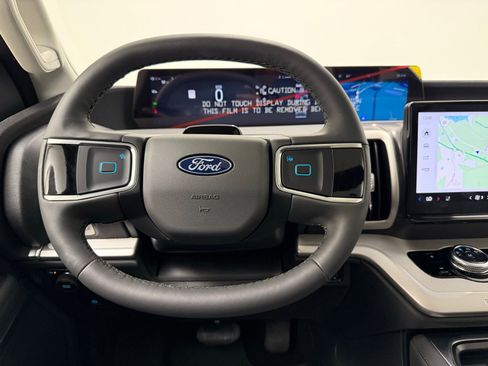 New 2026 Ford Expedition Active AWD/4WD image 25