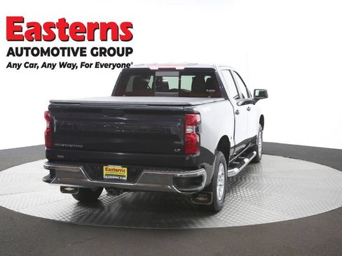 Used 2022 Chevrolet Silverado 1500 LT w/ Convenience Package II AWD/4WD image 39