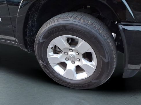 Used 2025 RAM 1500 Big Horn image 10