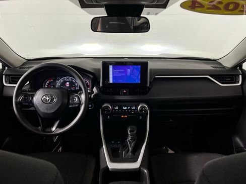 Certified 2024 Toyota RAV4 XLE image 22