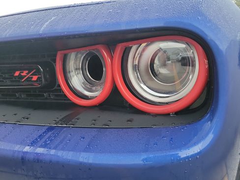 Used 2021 Dodge Challenger R/T Scat Pack w/ Shaker Package image 4