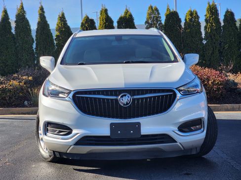 Used 2019 Buick Enclave Essence image 5