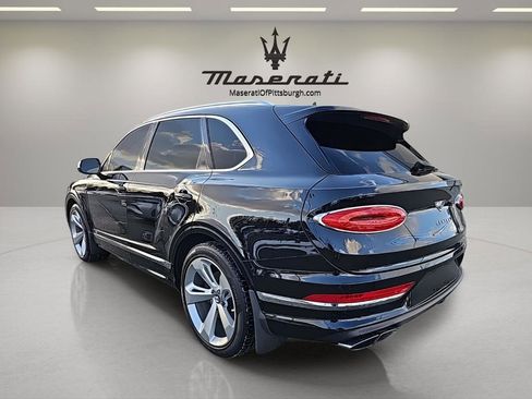 Certified 2022 Bentley Bentayga image 10