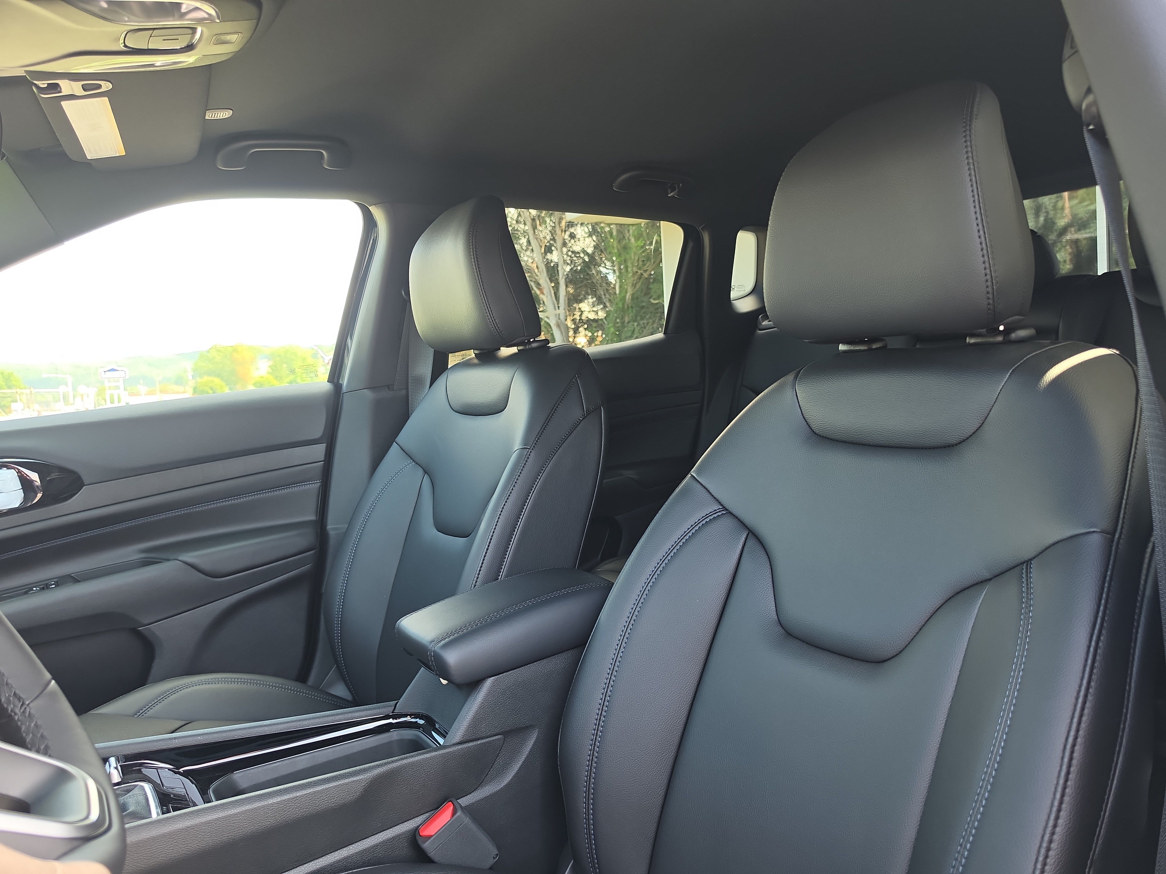 New 2026 Jeep Compass Limited AWD/4WD image 12