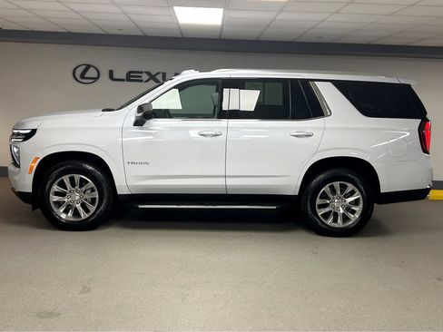 Used 2026 Chevrolet Tahoe Premier w/ Sun And Tow Package AWD/4WD image 4