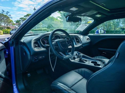 Used 2016 Dodge Challenger SRT Hellcat image 50