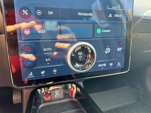 Used 2021 Ford Mustang Mach-E Premium image 16