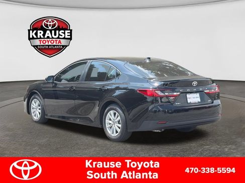 New 2026 Toyota Camry LE w/ Convenience Package FWD image 3