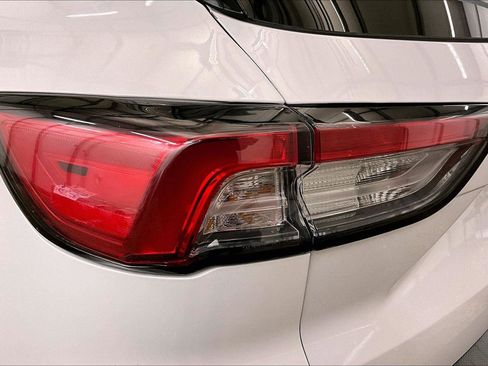 Used 2021 Ford Escape SE image 28