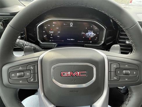 New 2026 GMC Sierra 1500 Elevation image 16