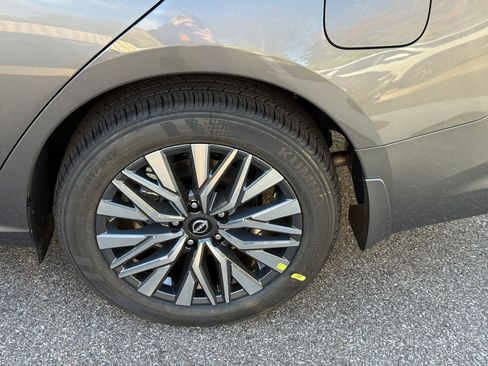 New 2025 Nissan Altima 2.5 SV w/ SV Premium Package image 10