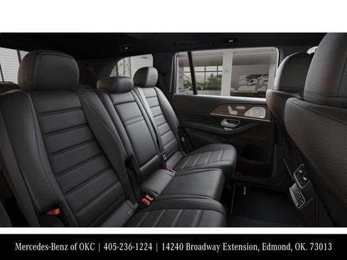 New 2026 Mercedes-Benz GLS 580 4MATIC image 5