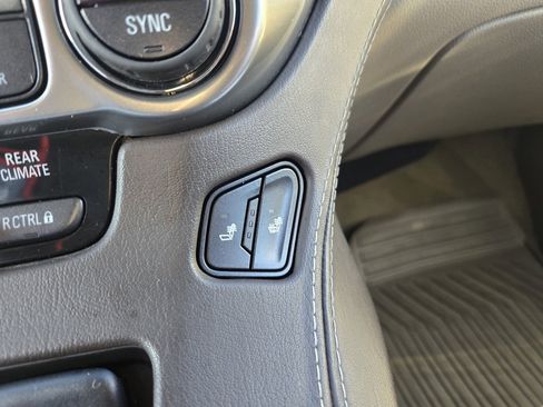 Used 2016 Chevrolet Tahoe LT w/ Luxury Package image 32