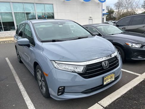 Used 2023 Honda Odyssey Touring image 15