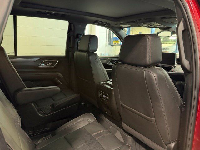 Used 2024 Chevrolet Tahoe RST w/ Luxury Package AWD/4WD image 37
