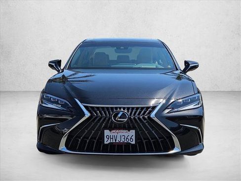 Used 2024 Lexus ES 300h w/ Accessory Package (Z2) FWD image 3