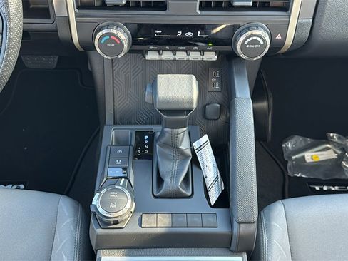New 2025 Toyota Tacoma SR5 image 31