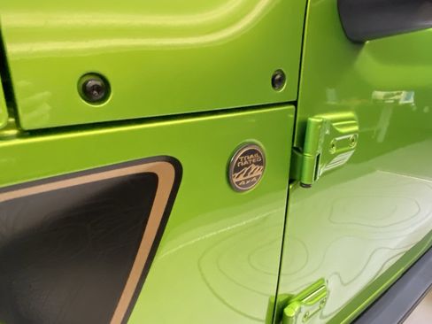 New 2025 Jeep Wrangler Unlimited Rubicon 392 image 15