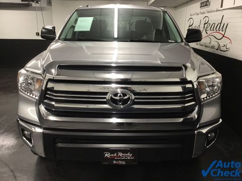 Used 2017 Toyota Tundra SR5 image 4
