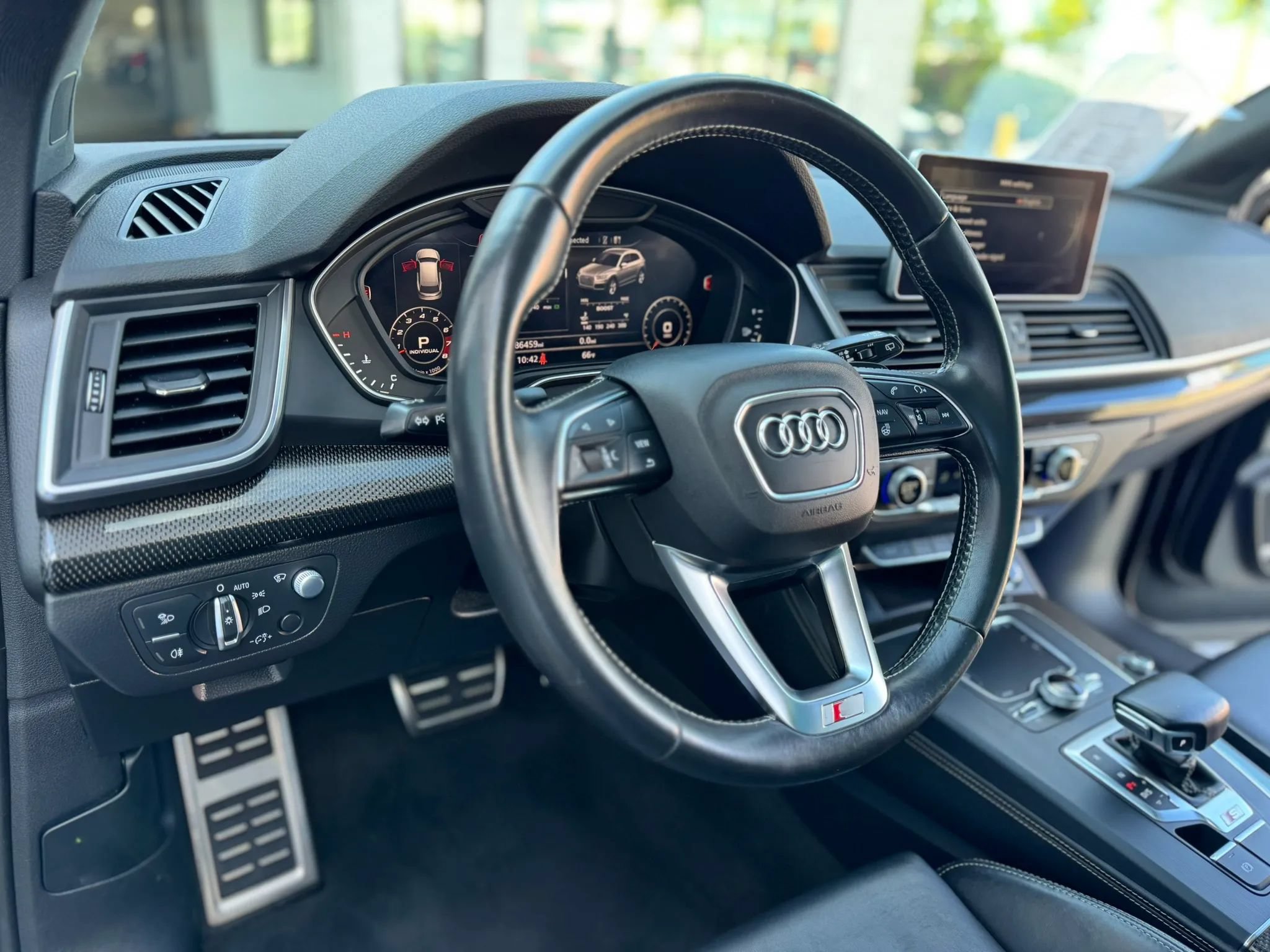 Used 2018 Audi SQ5 Prestige w/ Prestige Package AWD/4WD image 25